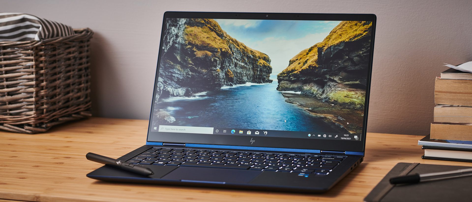HP DRAGONFLY G2